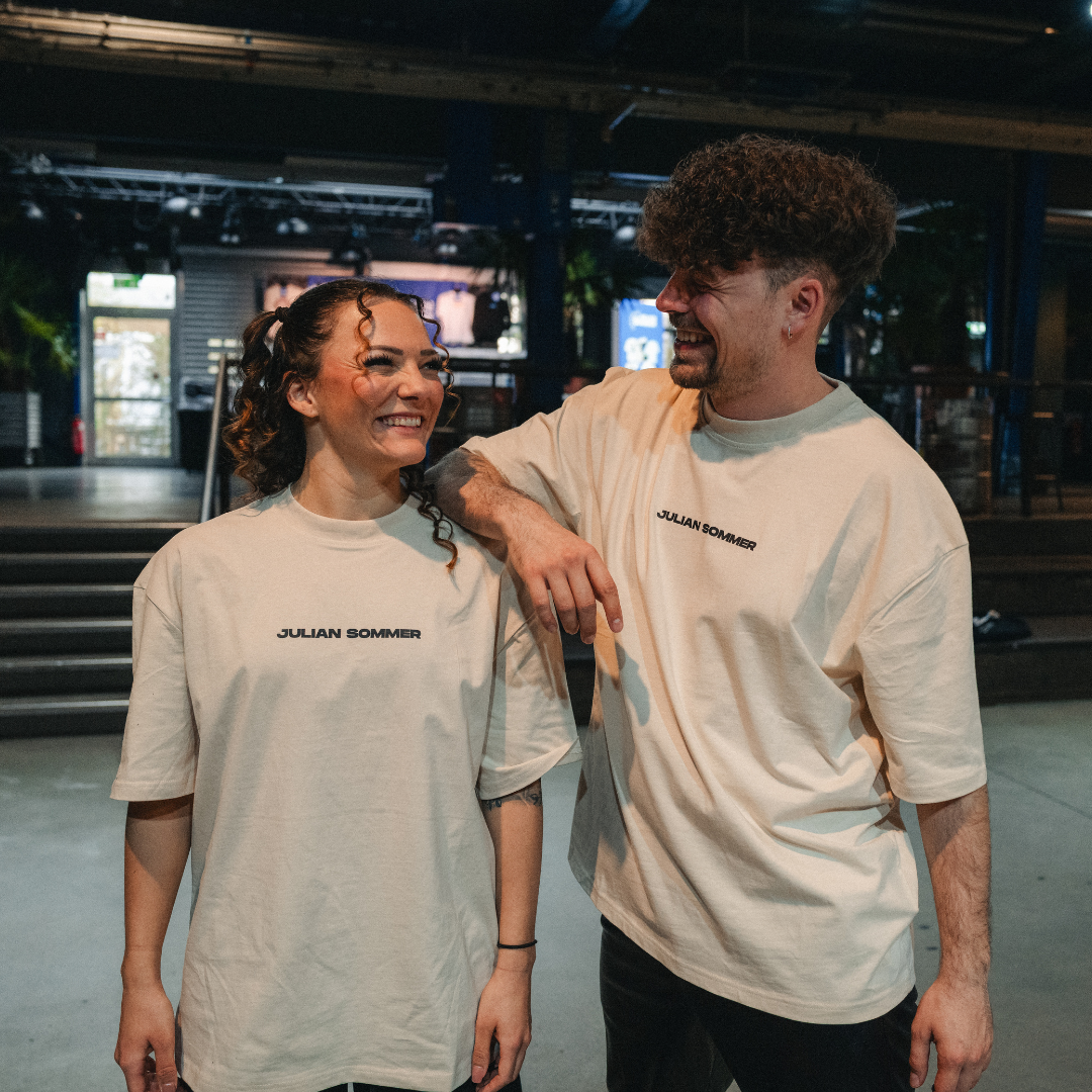 ALL WE NEED IS SOMMER - OVERSIZED SHIRT